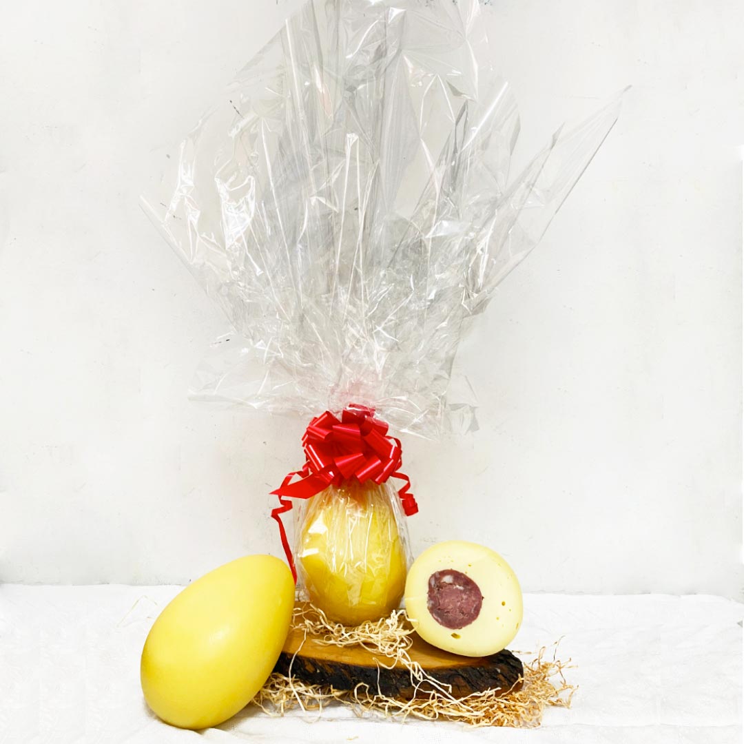 Uovo di Caciocavallo con Soppressata