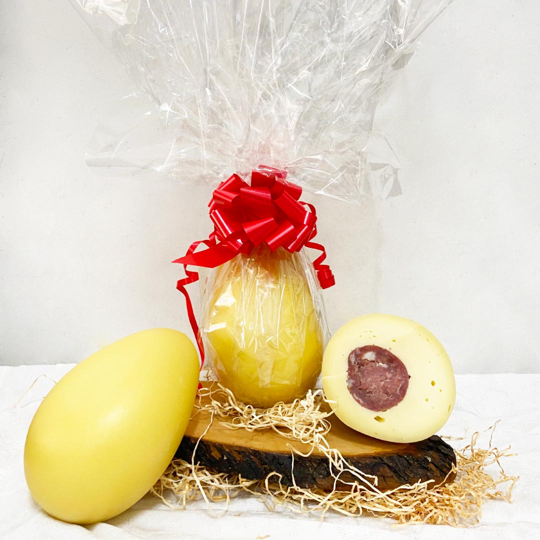 Uovo di Caciocavallo con Soppressata